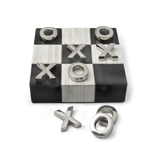 Picture of TIC-TAC-TOE FLAT BOARD, WT/BLK